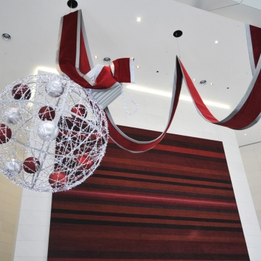 CHRISTMAS DISPLAYS